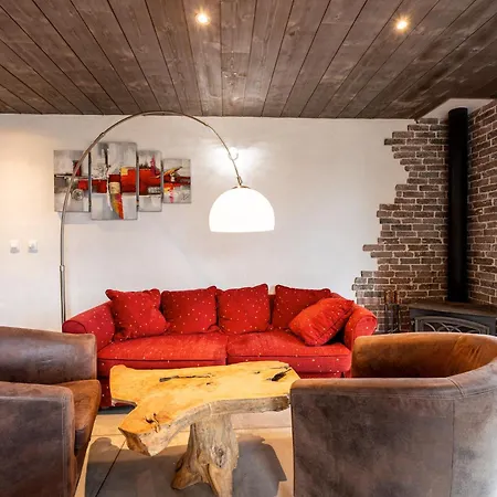 Bordon Chalet *