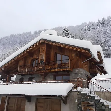 Bordon Chalet *