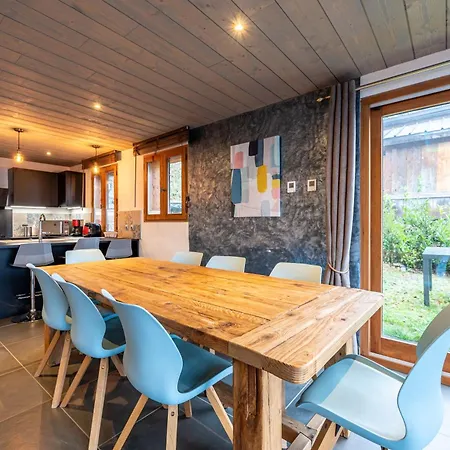 Bordon Chalet *